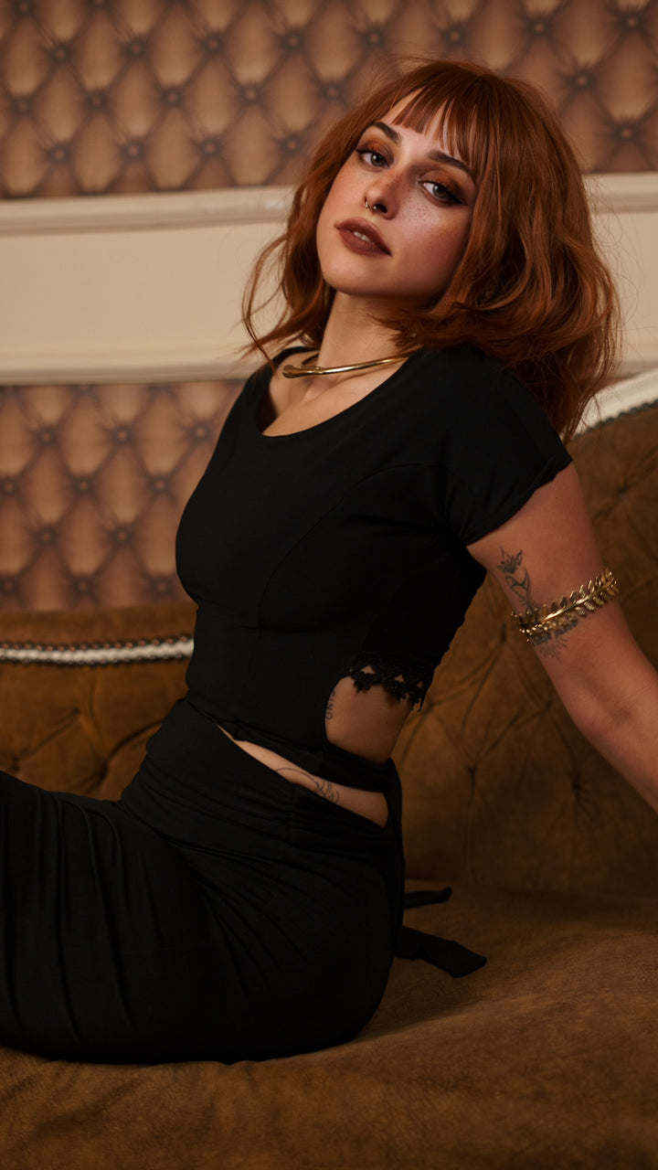 Summer’s multiple ties black top